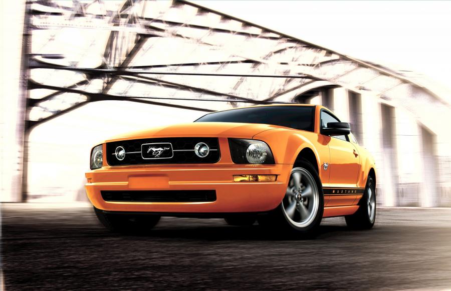  Ford Mustang 2005 года  (фото 6 из 26)